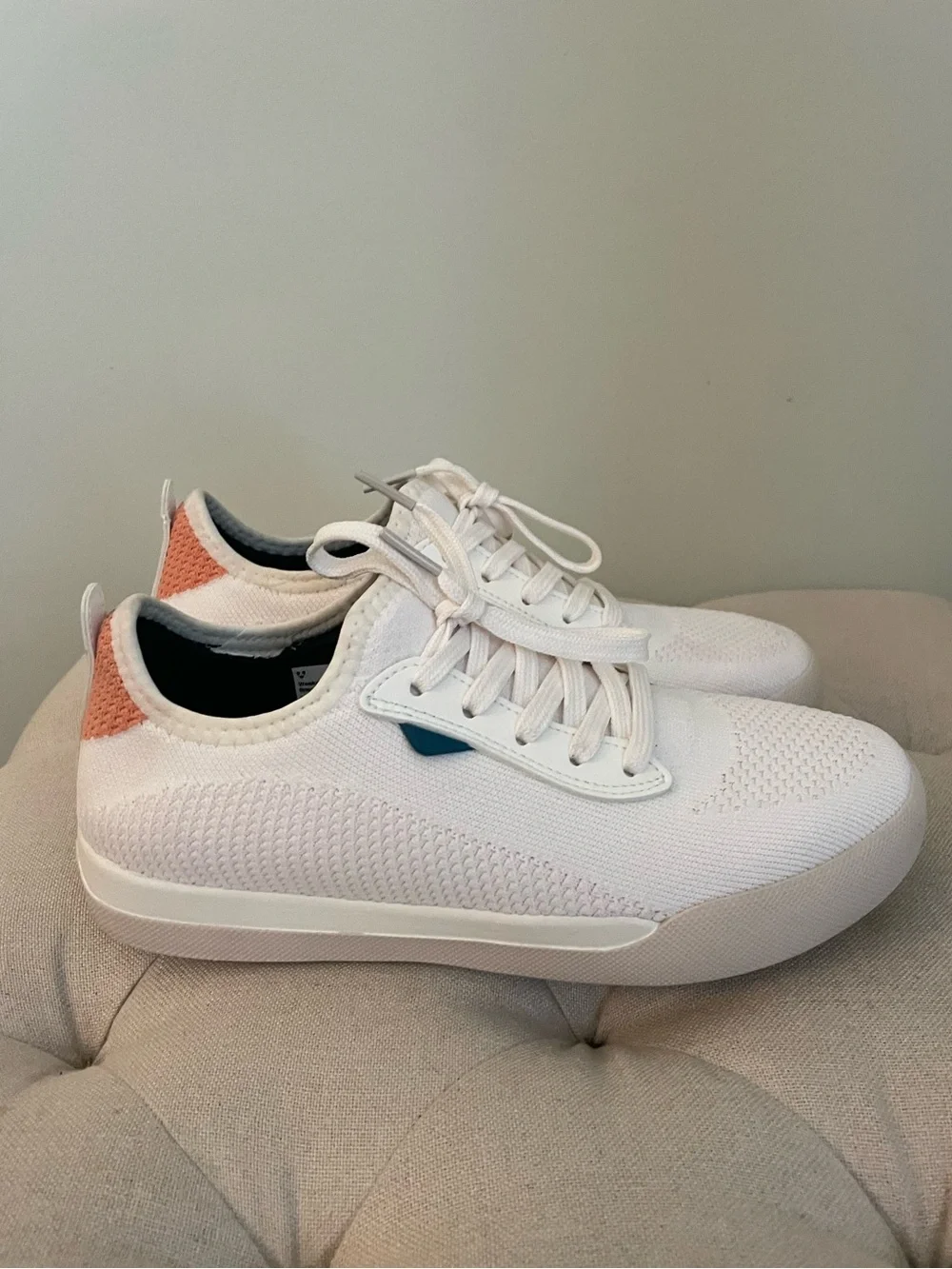 Vessi Women’s Weekend Waterproof Sneaker - Picture 5 of 11